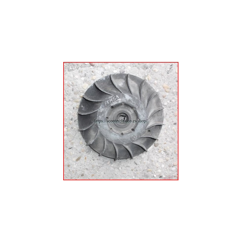 Plato magnetico Vespa