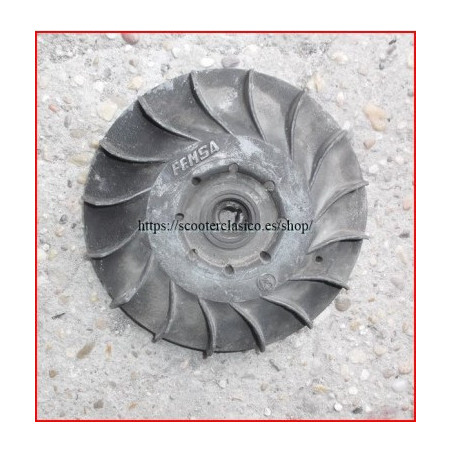 Plato magnetico Vespa