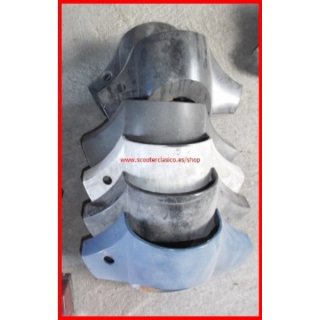 Carcasa superior del faro de la Vespa Iris de segunda mano