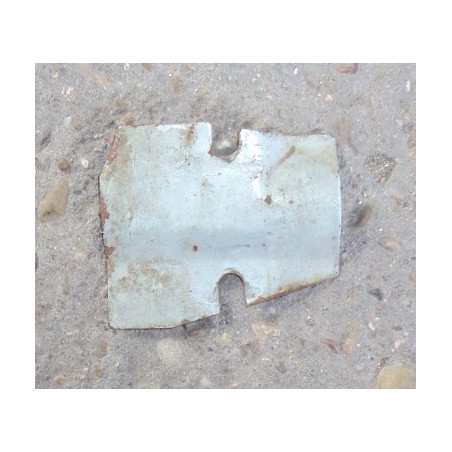 TAPA INFERIOR DE MANILLAR PEQUEÑA