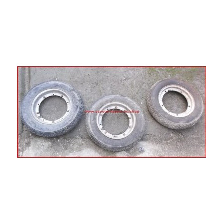 Kit de tres llantas con cubierta de la marca Michelin,