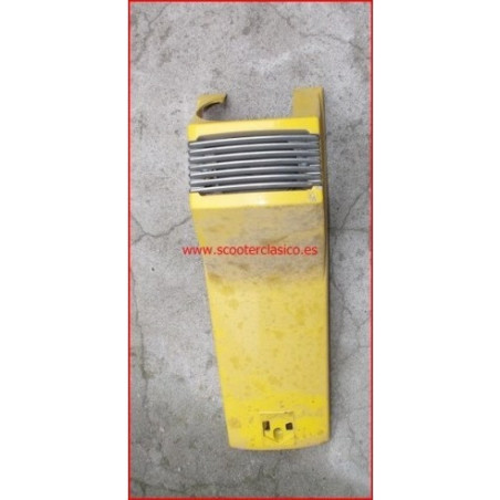 Puente delantero de la Vespa PX de Correos