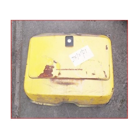 Guantera de segunda  mano de la Vespa PX de Correos