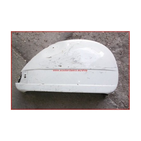 Cofano del lado derecho de la Vespa 200 DN,