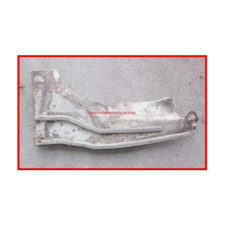 Estribera del lado izquierdo de la Lambretta de la tercera serie