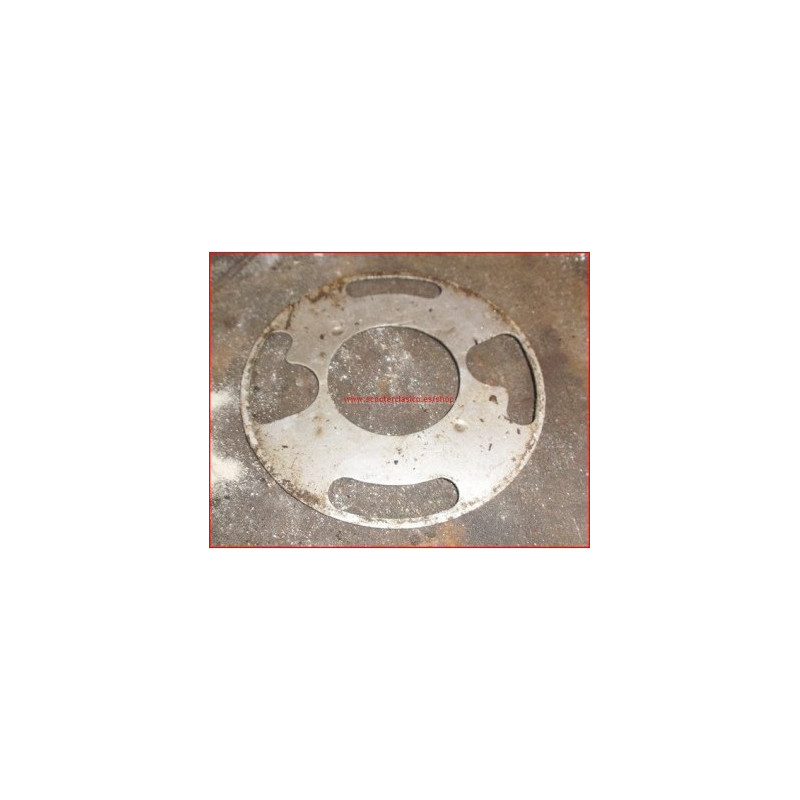 Embellecedor del plato magnetico de la Vespa