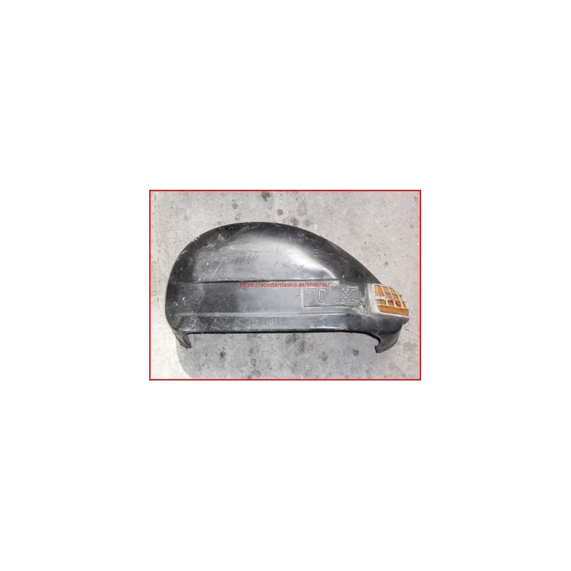 Cofano del lado izquierdo de Vespa TX 200