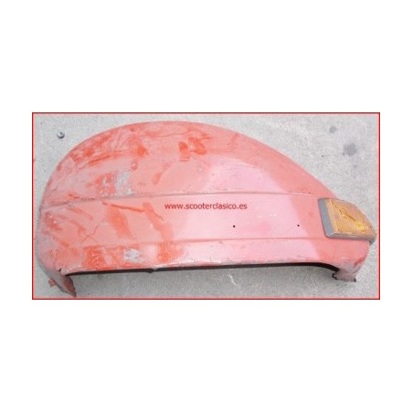 Cofano izquierdo de la Vespa  200 Iris, de segunda mano