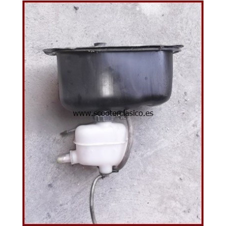 Deposito de gasolina de la Vespa