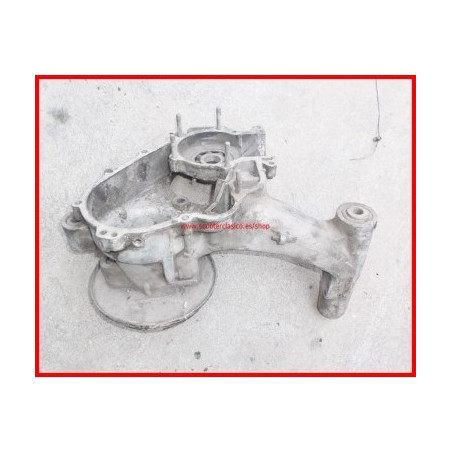 Semicarter del motor de Vespa 160, con el prefijo de motor 09M