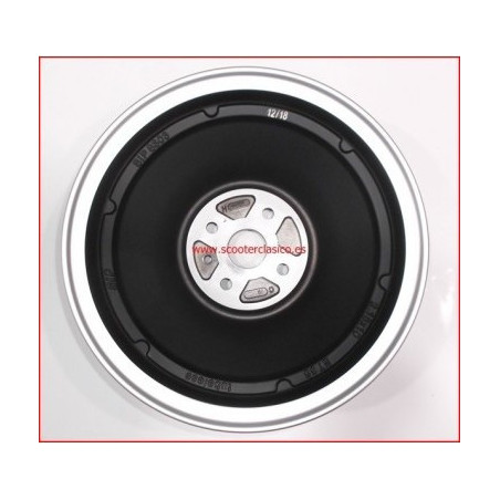 LLanta para Vespa 50, tubeless de color negro,