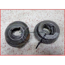 piñones del motor de Vespa
