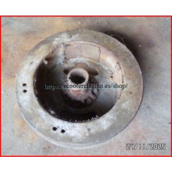 Plato magnetico de Vespa