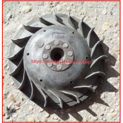 PLATO MAGNETICO VESPA