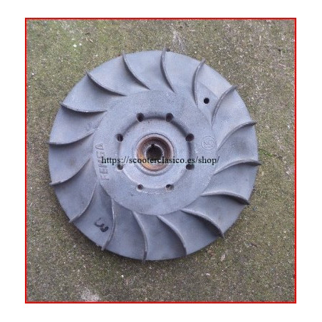 Plato magnetico Vespa