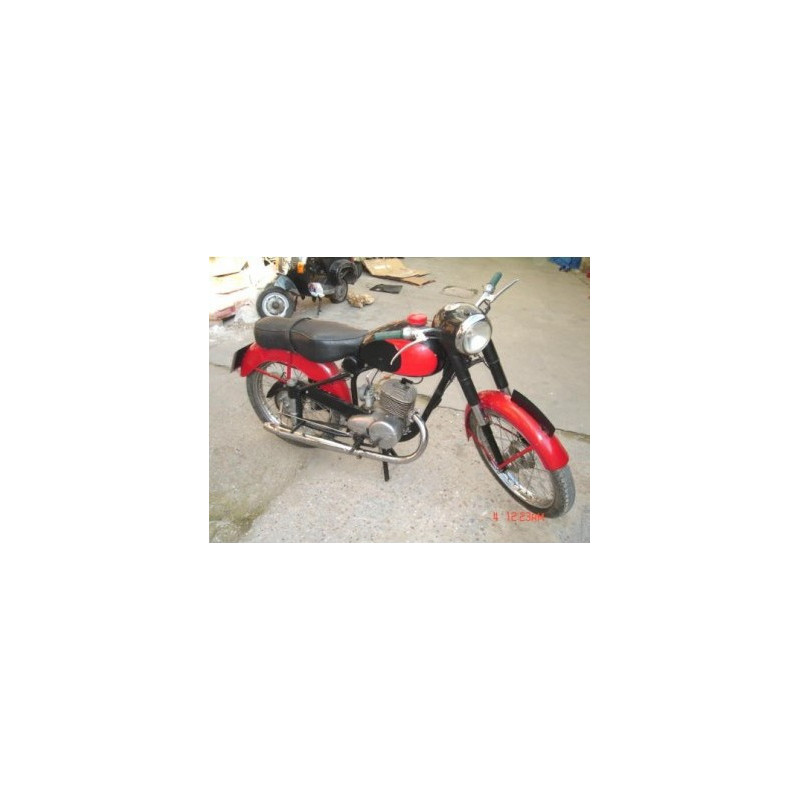Derbi 125 Cabeza de Hormiga