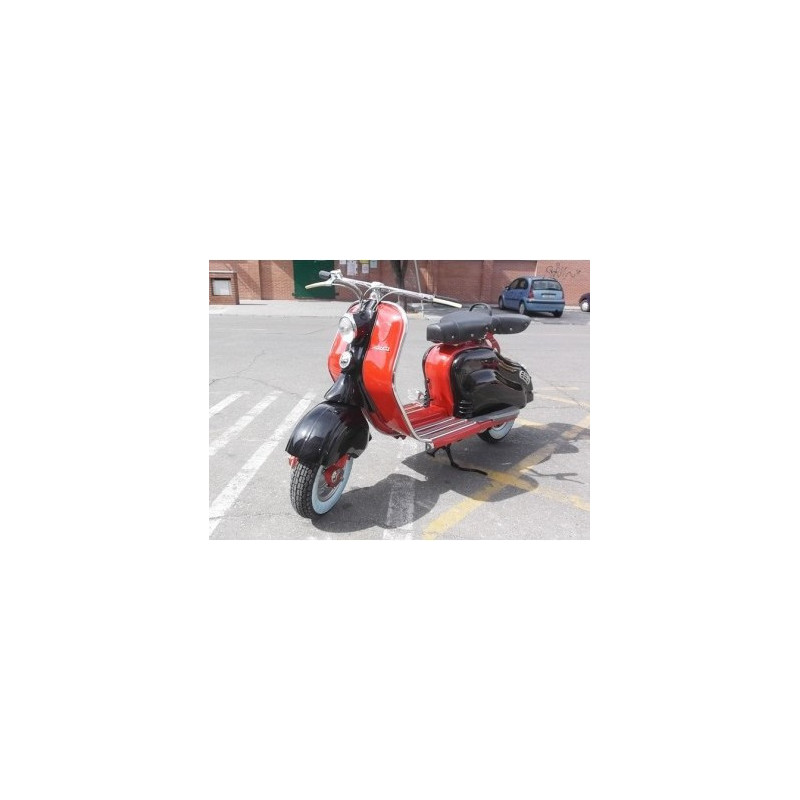 L109 Lambretta LD restaurada autorizada sidecar